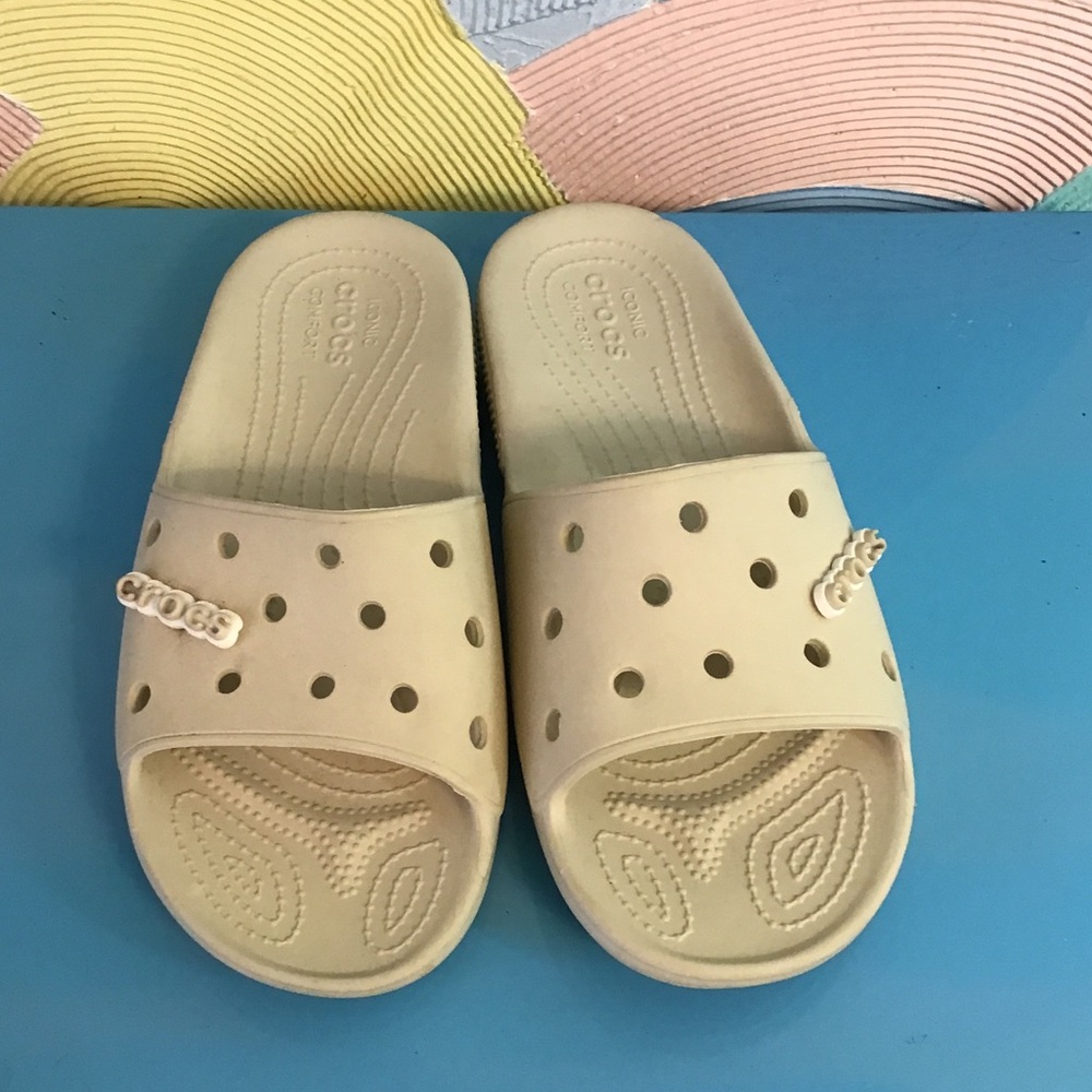 CROCS  new Slide Sandals in Light Beige